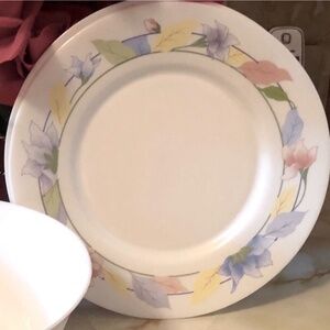Milk  glass plates Arcopal France set of 4 like New